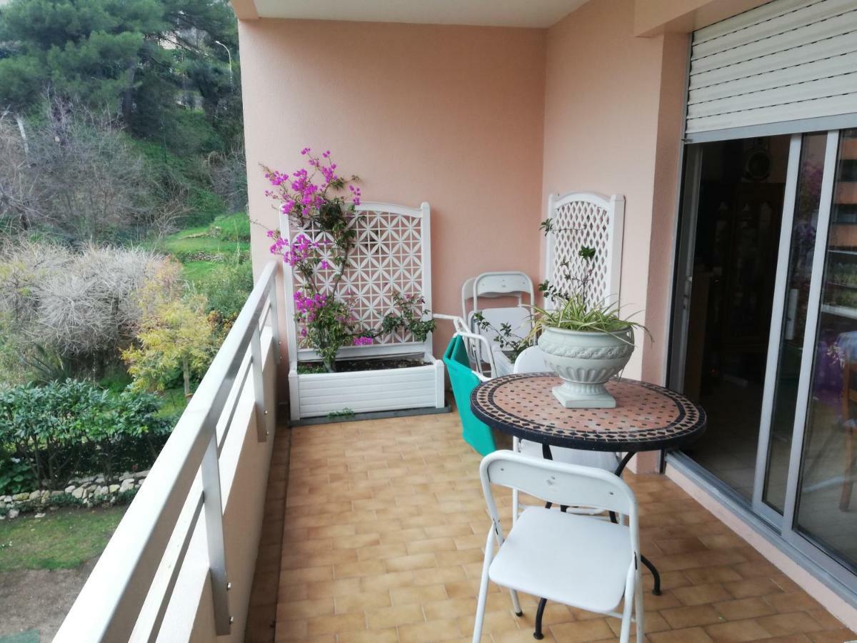 Studio 3 Personnes Menton Eksteriør billede